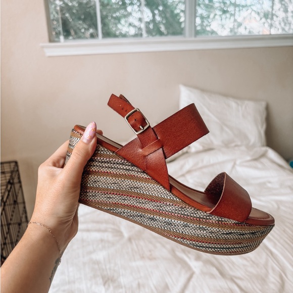 Honey Multicolor Wedges - Picture 2 of 3